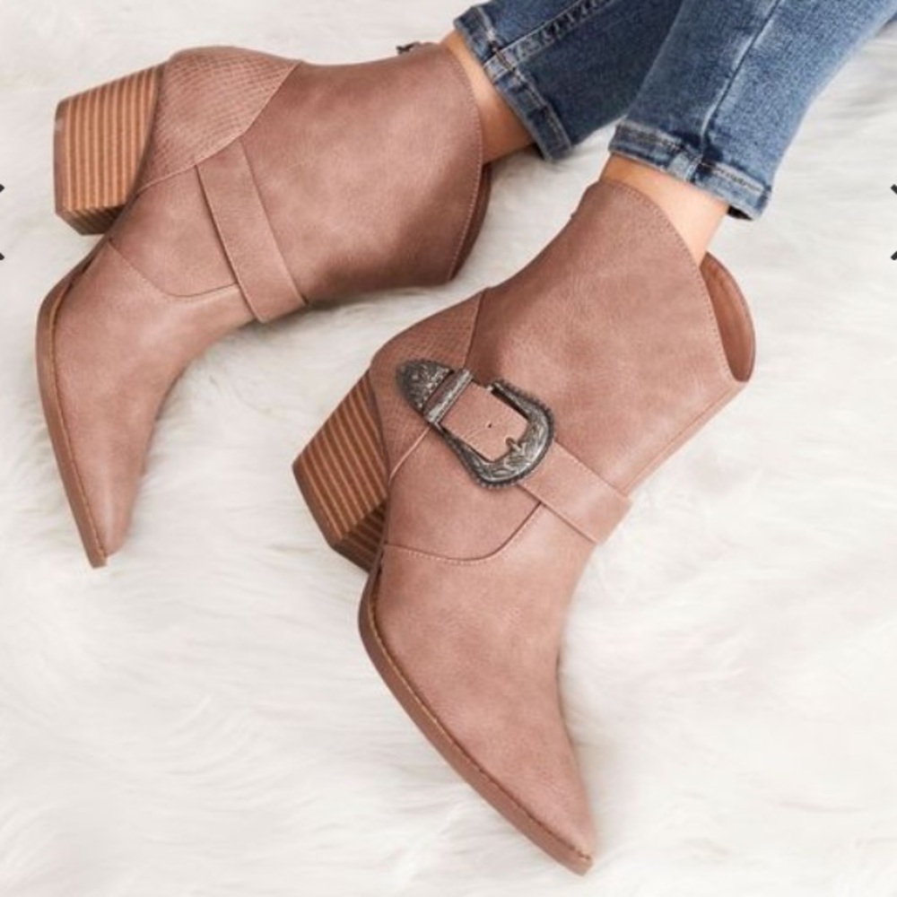 JustFab Nashville Pink Booties, pointed toe, cowgirl rodeo western